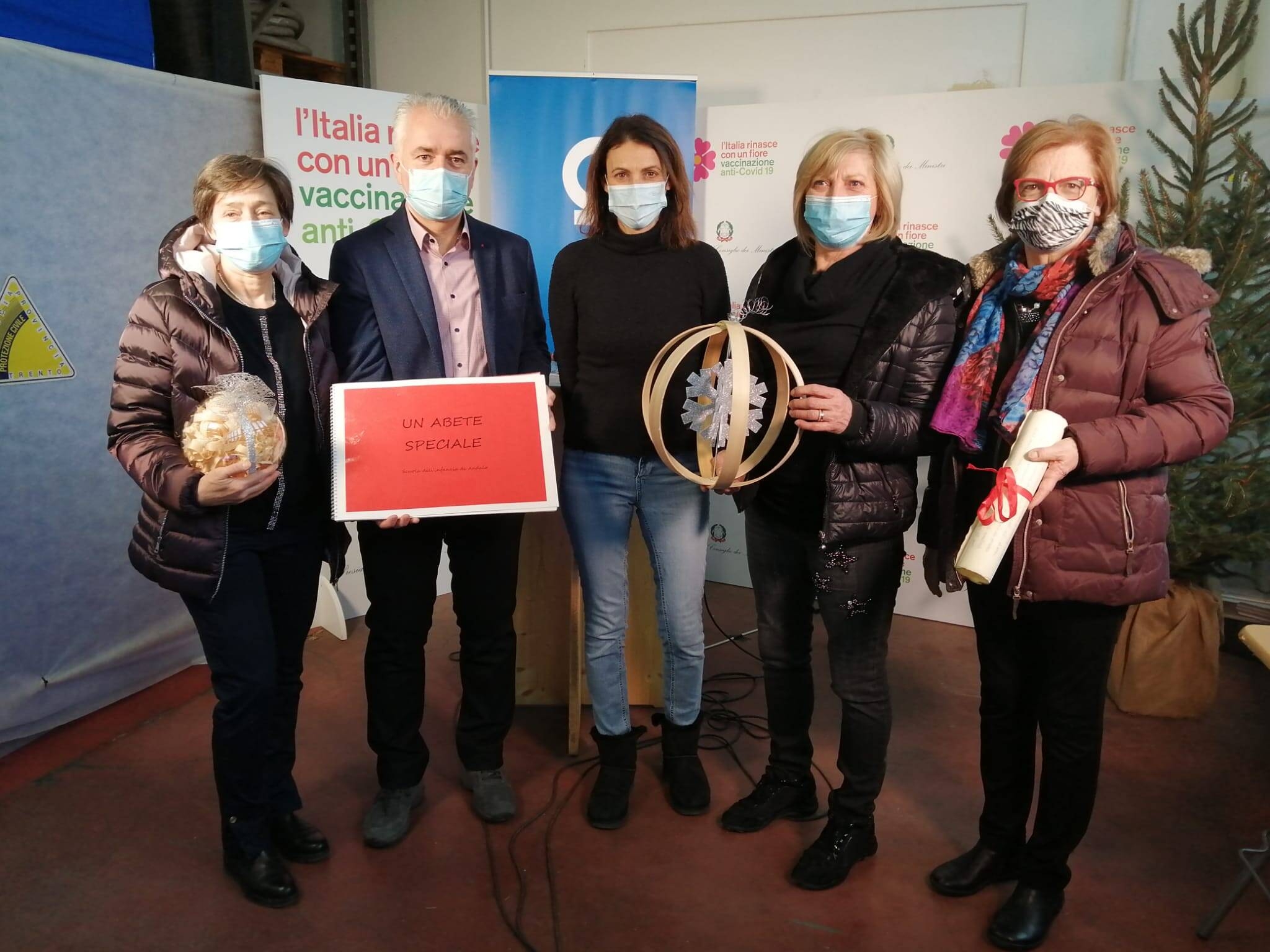 Immagine: Albero di Natale da Andalo al Vaticano