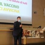 Immagine: conferenza stampa terza dose vaccino covid 