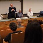 Immagine: Donazione associazione cerotto sul cuore