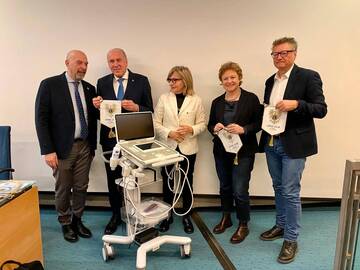 Dai Lions trentini un ecografo per l’ospedale Santa Chiara 