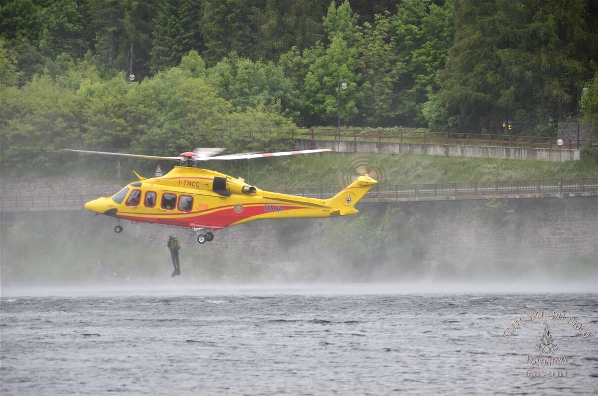 Immagine: Esercitazione Sommozzatori Piazze (foto Vvf Piné)