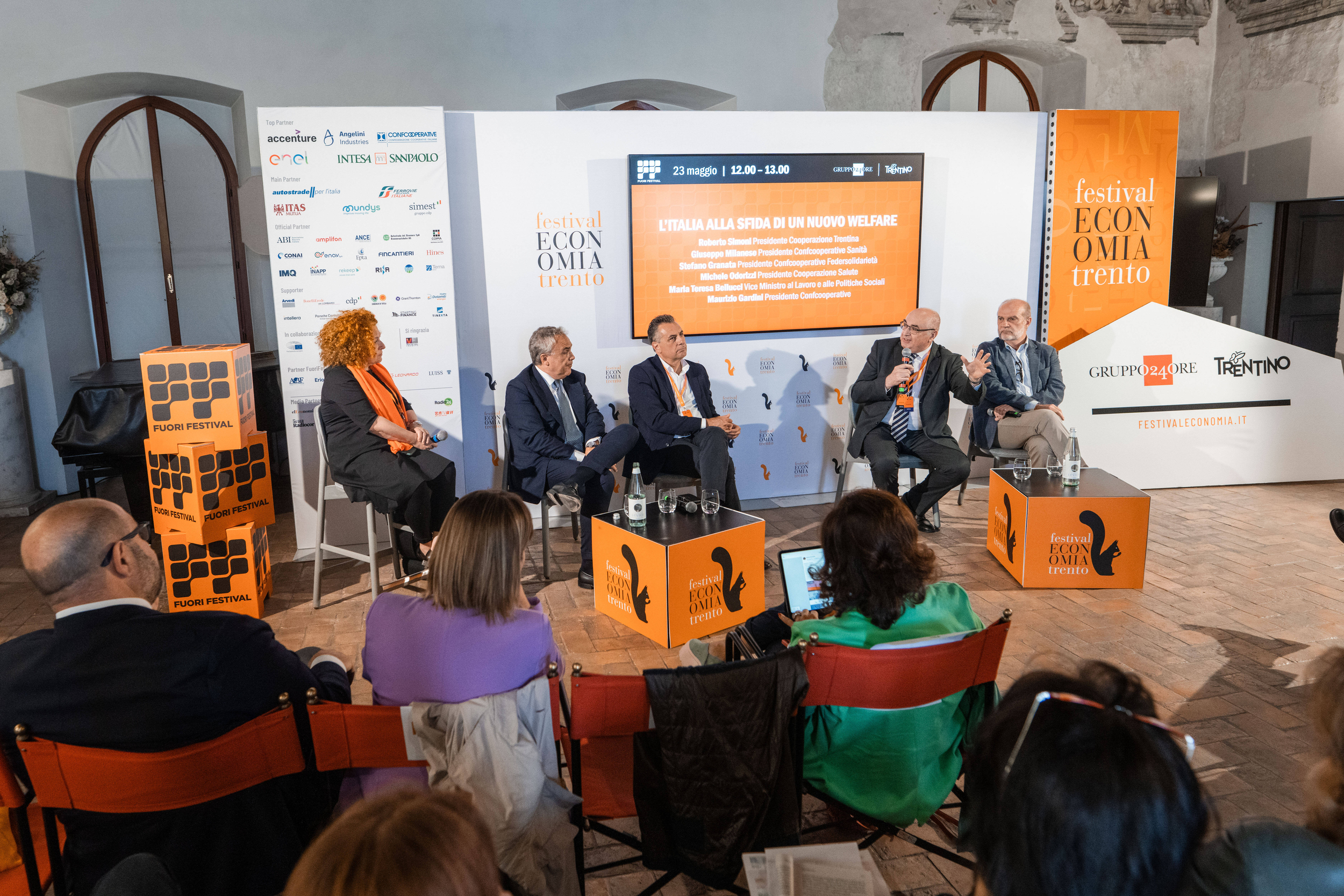 Immagine: Festival dell'Economia L’Italia alla sfida di un nuovo welfare Nella foto: Rita FATIGUSO; Giuseppe MILANESE; Stefano GRANATA; Maurizio GARDINI; Michele ODORIZZI 