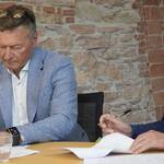 Immagine: Firma accordo Codice rosso Tribunale per i minorenni