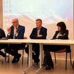 Immagine: Foto di gruppo in Sala conferenze Protonterapia