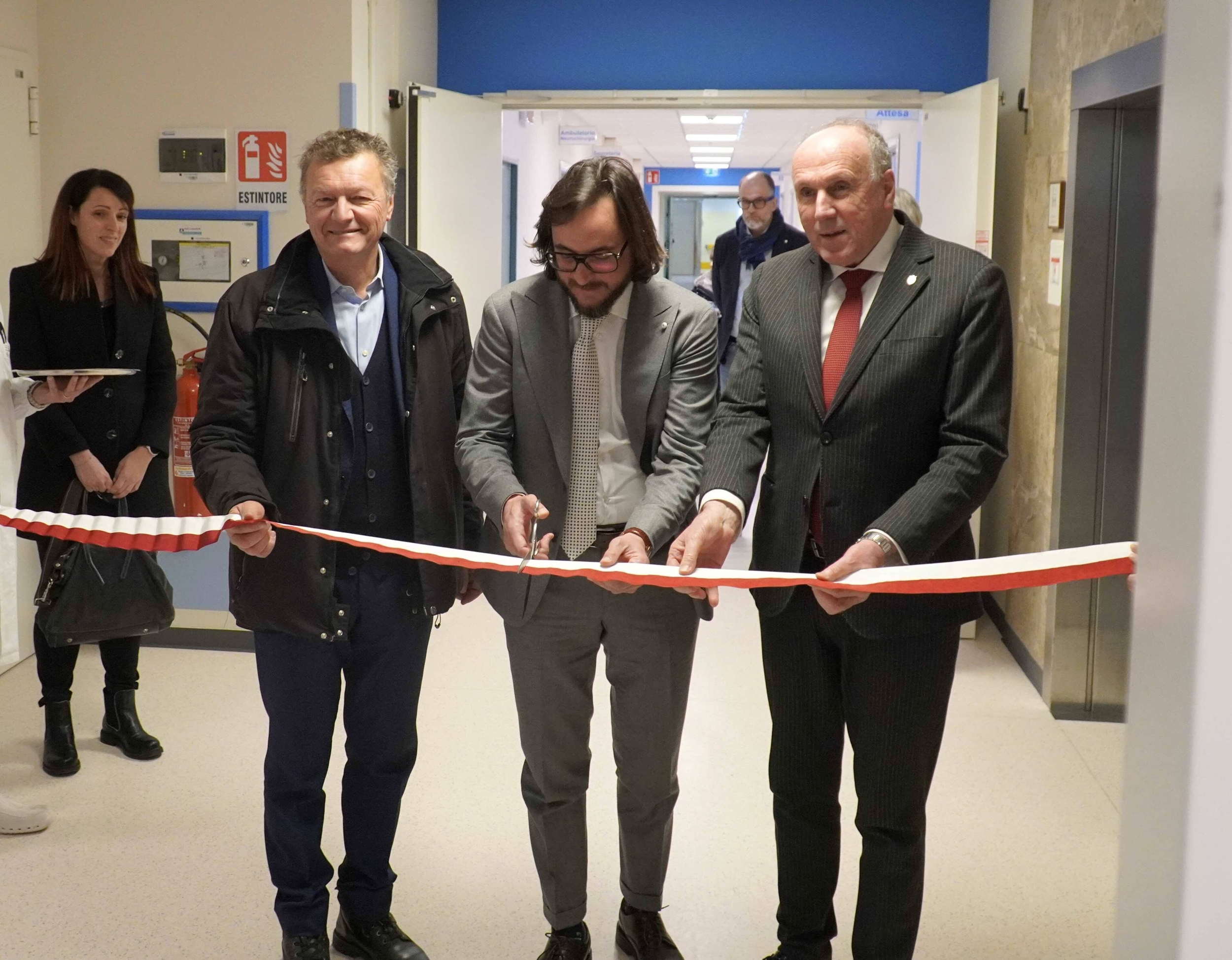 Immagine: Inaugurazione neurochirurgia
