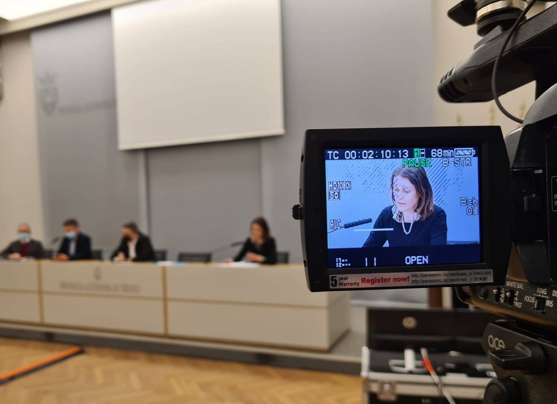 Immagine: L'assessore Stefania Segnana in conferenza stampa