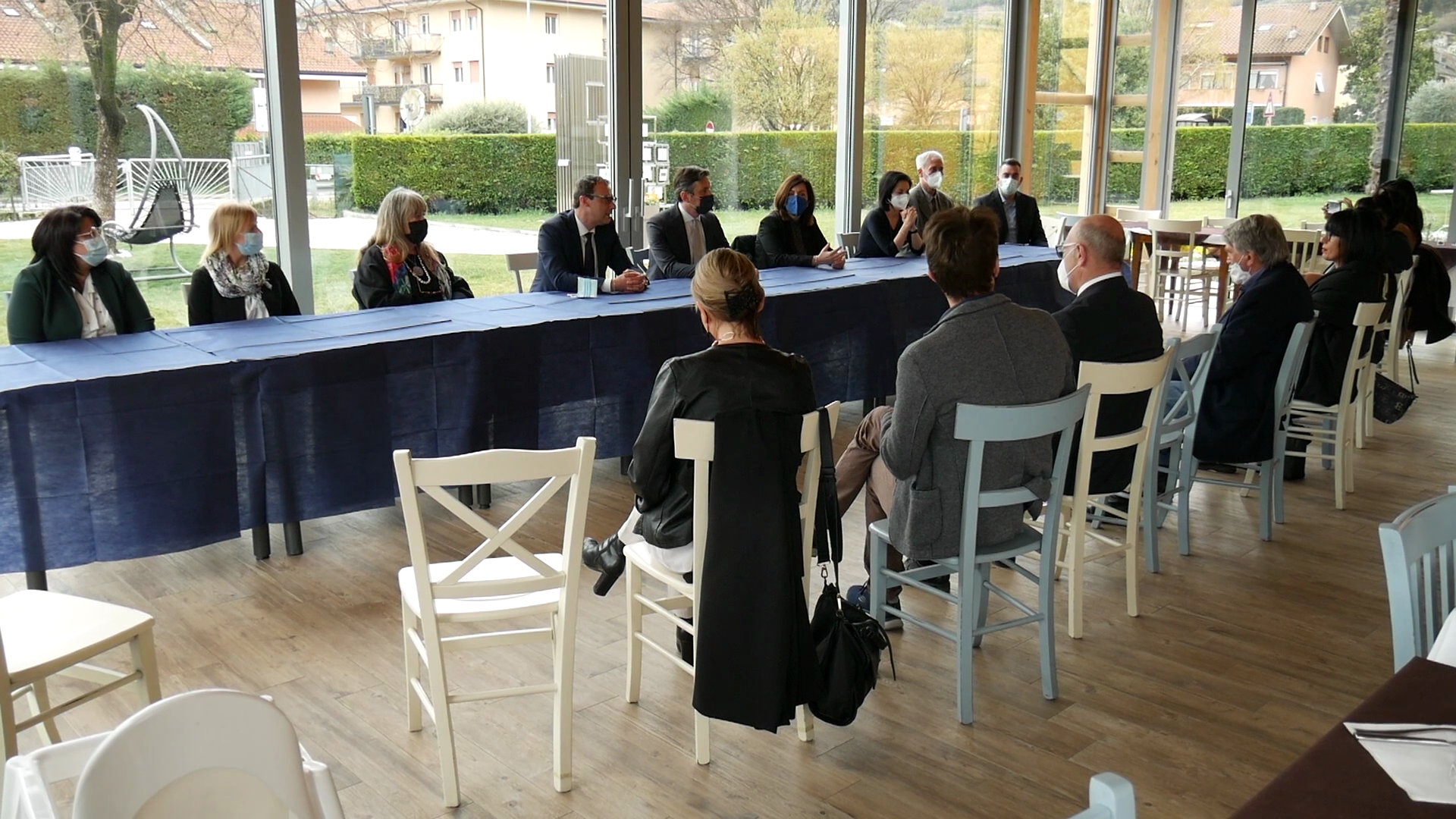 Immagine: La presentazione a Villa Lagarina del numero blu Autismo & Lavoro