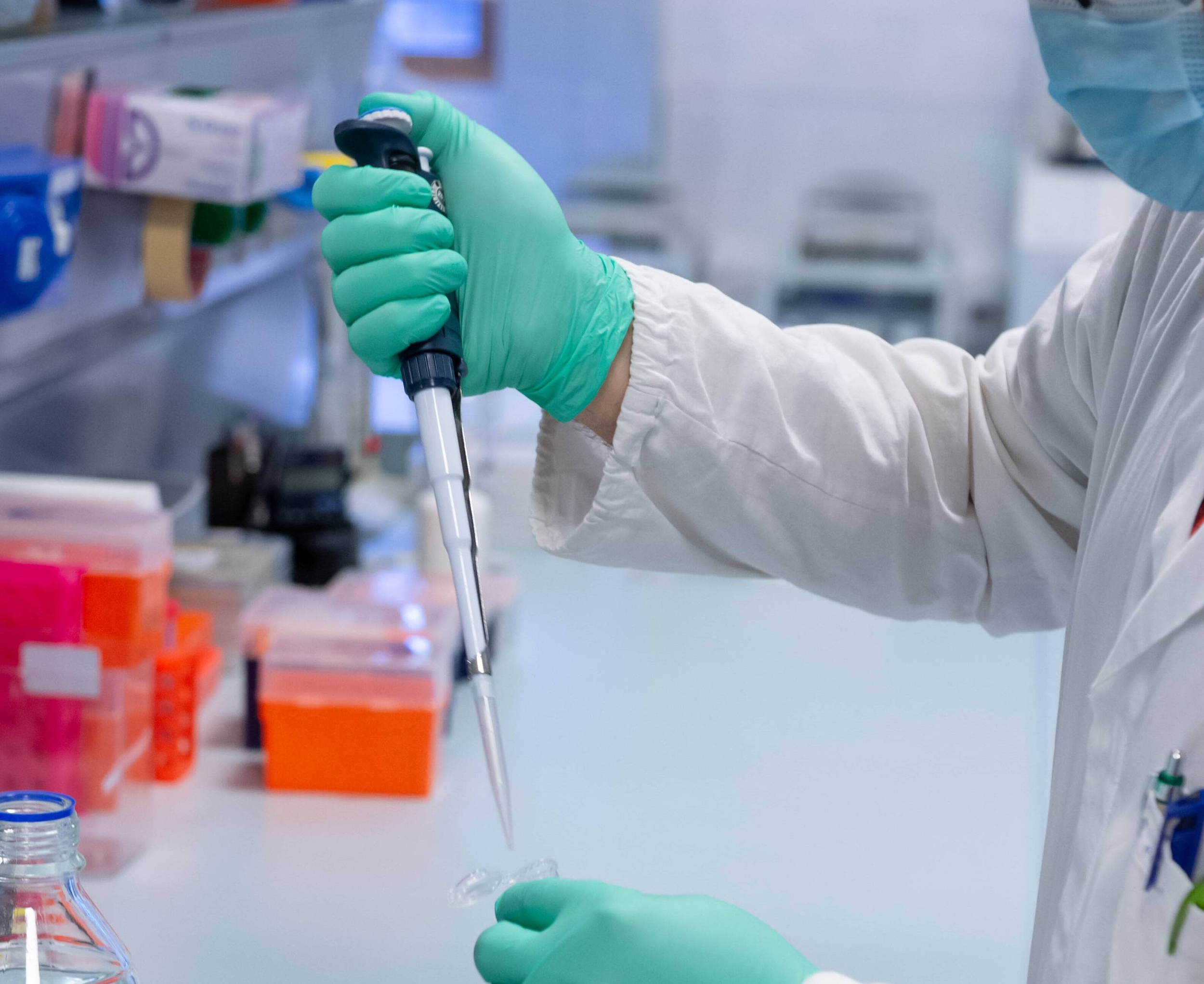 Immagine: Laboratorio tamponi Covid