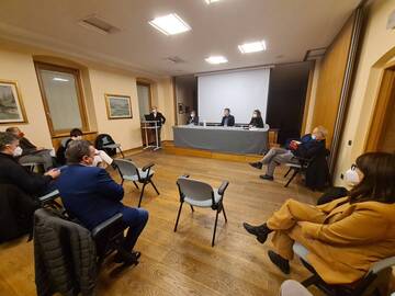 Sanità, la proponeta de n endrez nef portèda dant ai aministradores de Fiem, Fascia e Cembra