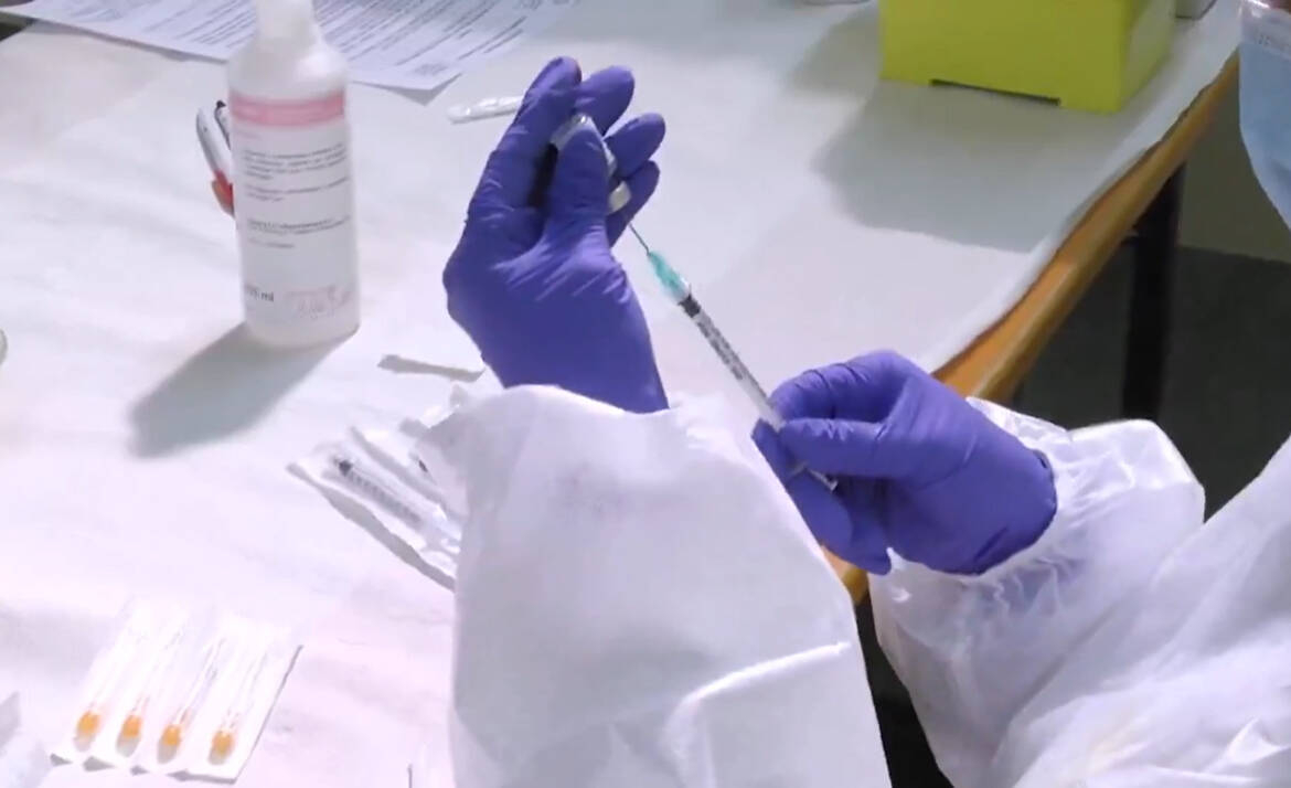 Immagine: Predisposizione-di-vaccino-anticovid