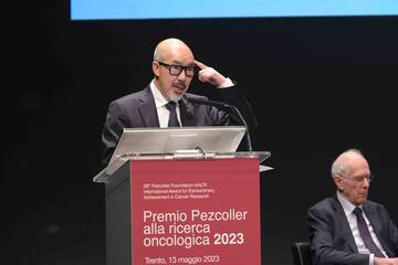 Premio Pezcoller, stamani la cerimonia di consegna al vincitore Tak W. Mak