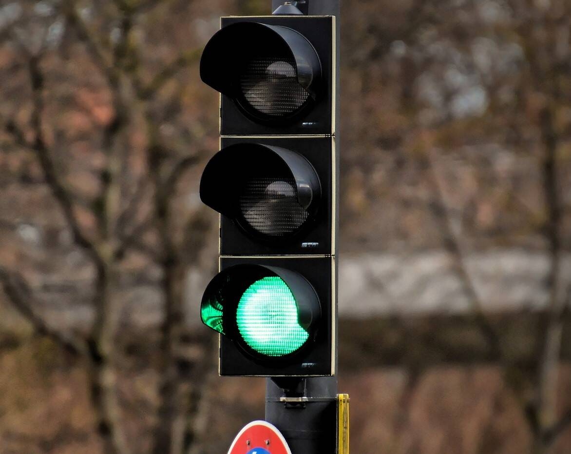 Immagine: semaforo verde_1
