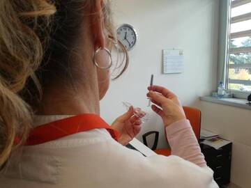 Vaccinazione antinfluenzale: confermata la gratuità per diverse categorie di persone