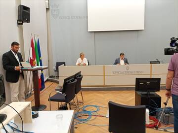 Giovani, scuola e categorie economiche: sì al Green Pass ma non con un percorso ad ostacoli