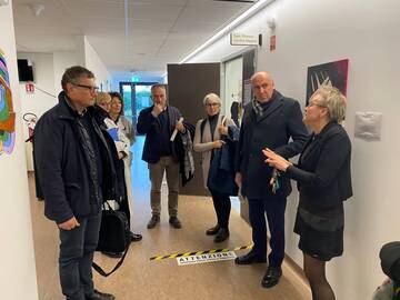 L'assessore Tonina al Centro sanitario di Mezzolombardo